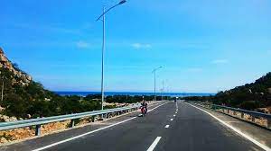Khám Phá Ninh Thuận bằng xe máy băng qua những con đường ven biển tuyệt đẹp